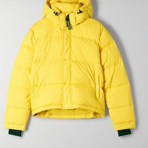 TNA Super Puff Shorty Jacket